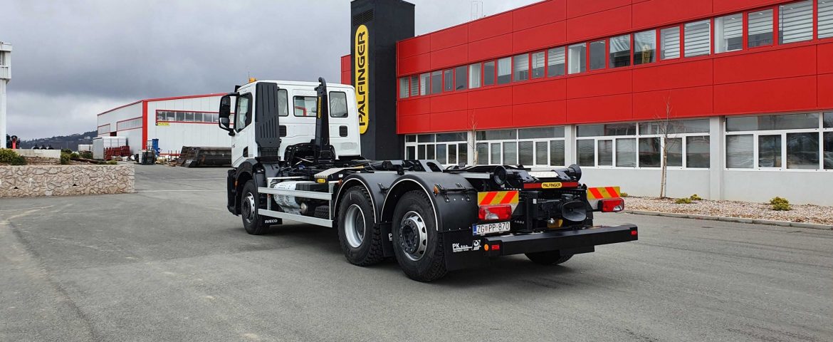 Palfinger navlakač za BTV Truck Logistik